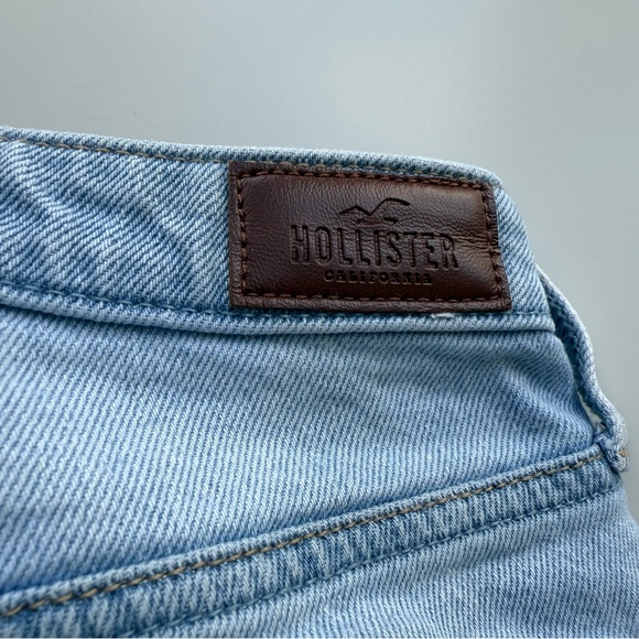 Hollister Ultra High-Rise Mom Jeans Distressed Jeans Size 25 - Picture 5 of 9